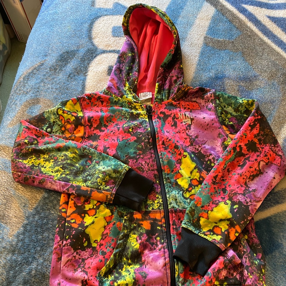 Youth Nike zippered hodded jacket